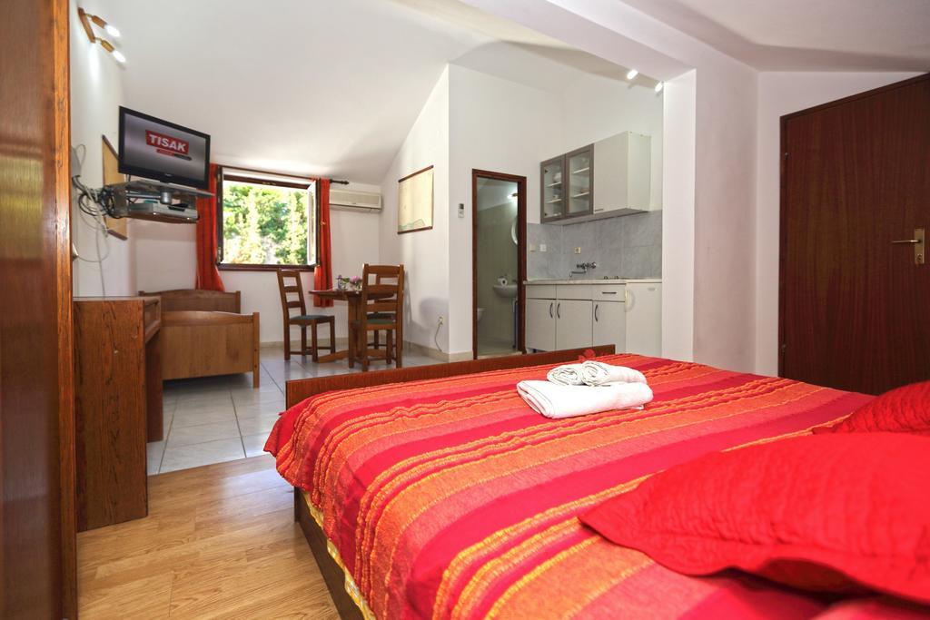 Apartmani Katarina Hvar Town Exterior photo