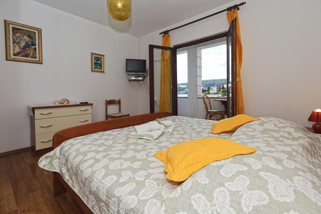 Apartmani Katarina Hvar Town Exterior photo
