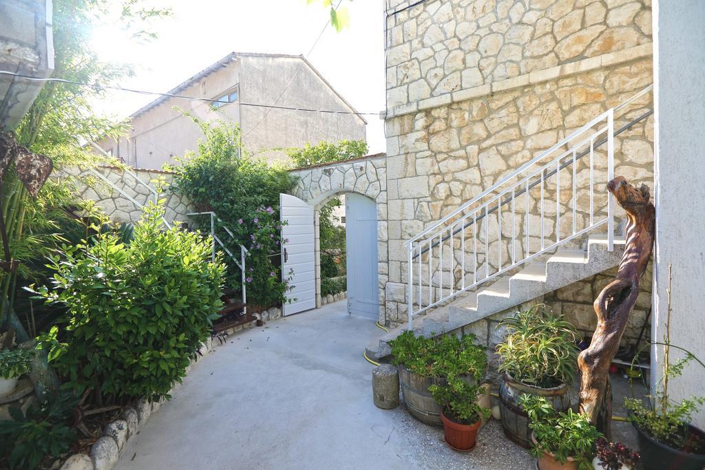 Apartmani Katarina Hvar Town Exterior photo