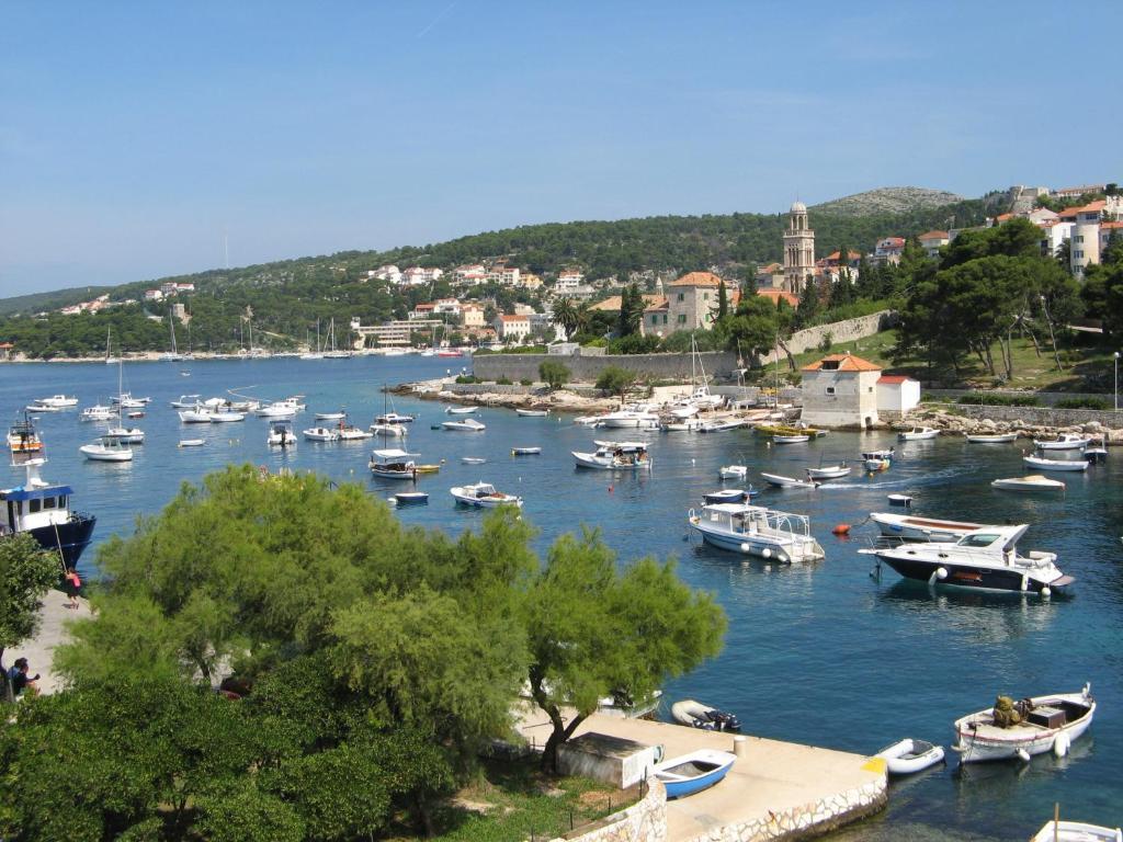 Apartmani Katarina Hvar Town Exterior photo
